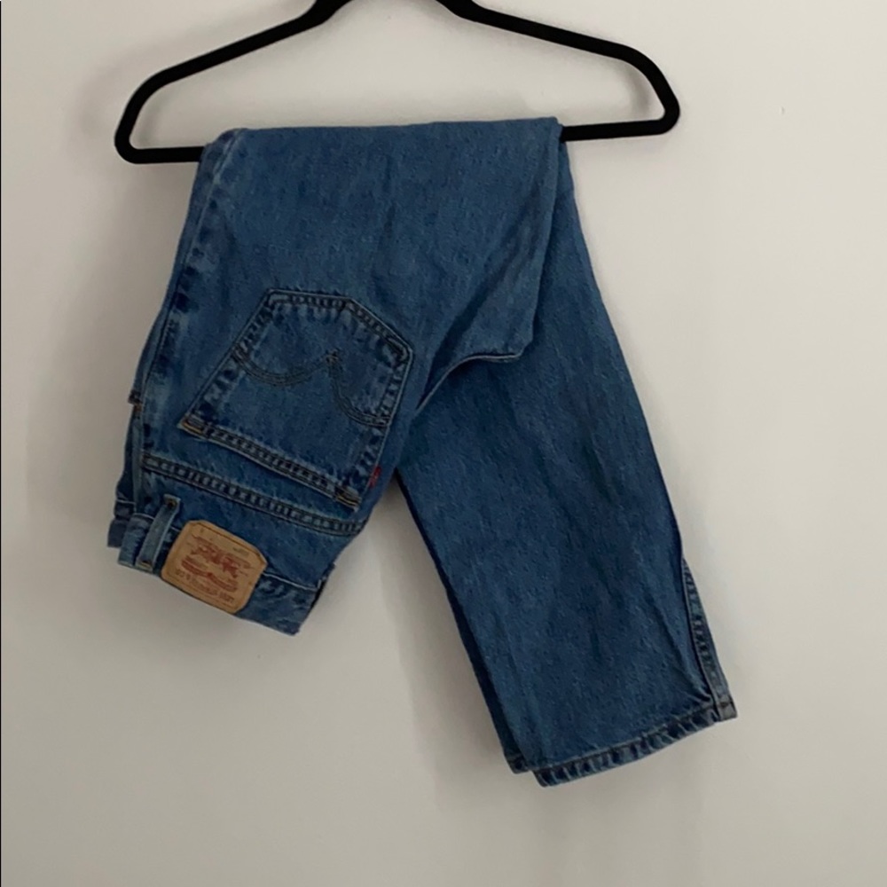 Levi’s classic relaxed 550